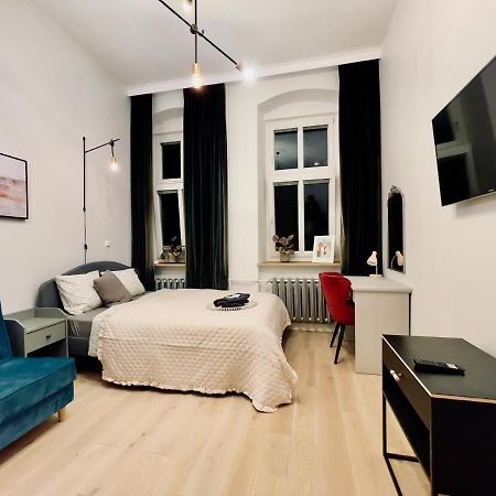 Spacious Apart In The Center- Main Square 300M Breslavia Esterno foto