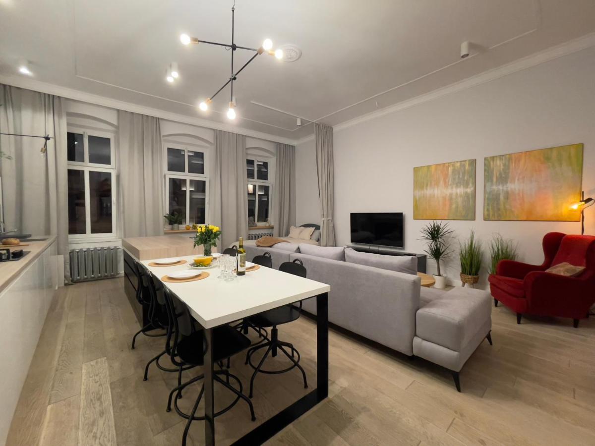 Spacious Apart In The Center- Main Square 300M Breslavia Esterno foto